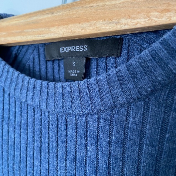 Express sweater - Picture 3 of 4